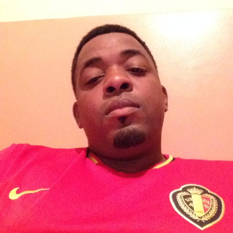 A.S New Soger : Éric Tshibasu, nouveau patron technique.