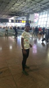 KIC: enfin, le premier jeune joueur de Goma séjourne en Espagne pour un test