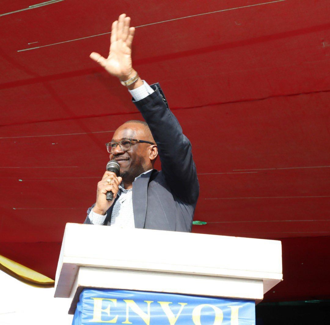 Constitution en RDC : Delly Sesanga ferme la porte à toute révision opportuniste