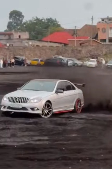 Goma : les démonstrations automobiles du stade Afia attirent la jeunesse et ouvrent des perspectives