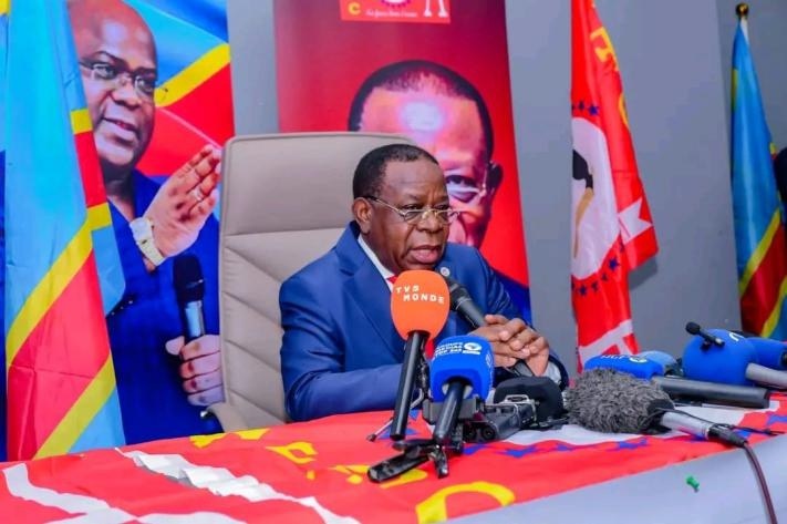 RDC KINSHASA : La controverse sur la révision constitutionnelle fragilise Bahati Lukwebo et expose les divisions de l’AFDC-A
