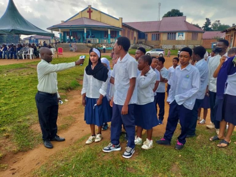 Nord-Kivu : L’Intersyndicale Nord-Kivu 2 suspend les cours face à la menace d’Ébola.