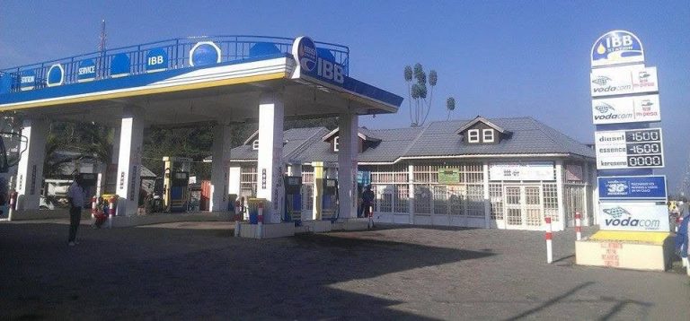 Station-service IBB, au centre-ville de Goma. Photo publiée par la page Facebook Station Service IBB. Les tarifs visibles sur le totem sont ceux de l’image, pas ceux du 24 septembre 2026.