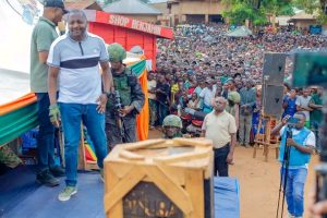 Rutshuru : le gouverneur Bahati Musanga appelle les groupes armés au désarmement