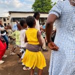 Football : Alison Mumbere Ngoange célèbre son anniversaire avec les orphelins de Mabadiliko