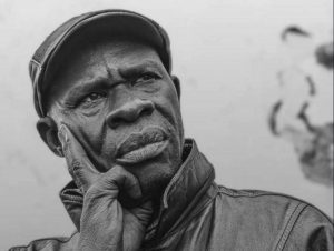 Le poète Guillaume Bukasa, figure de la scène littéraire à Goma. Photo utilisée à titre illustratif — Grands Lacs News.