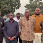 Kinshasa : le journaliste Gauthier Sey retrouvé à la Clinique Ngaliema, l’UNPC attend le rapport médical