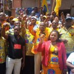 Militants PPRD poings levés — pagne Joseph Kabila